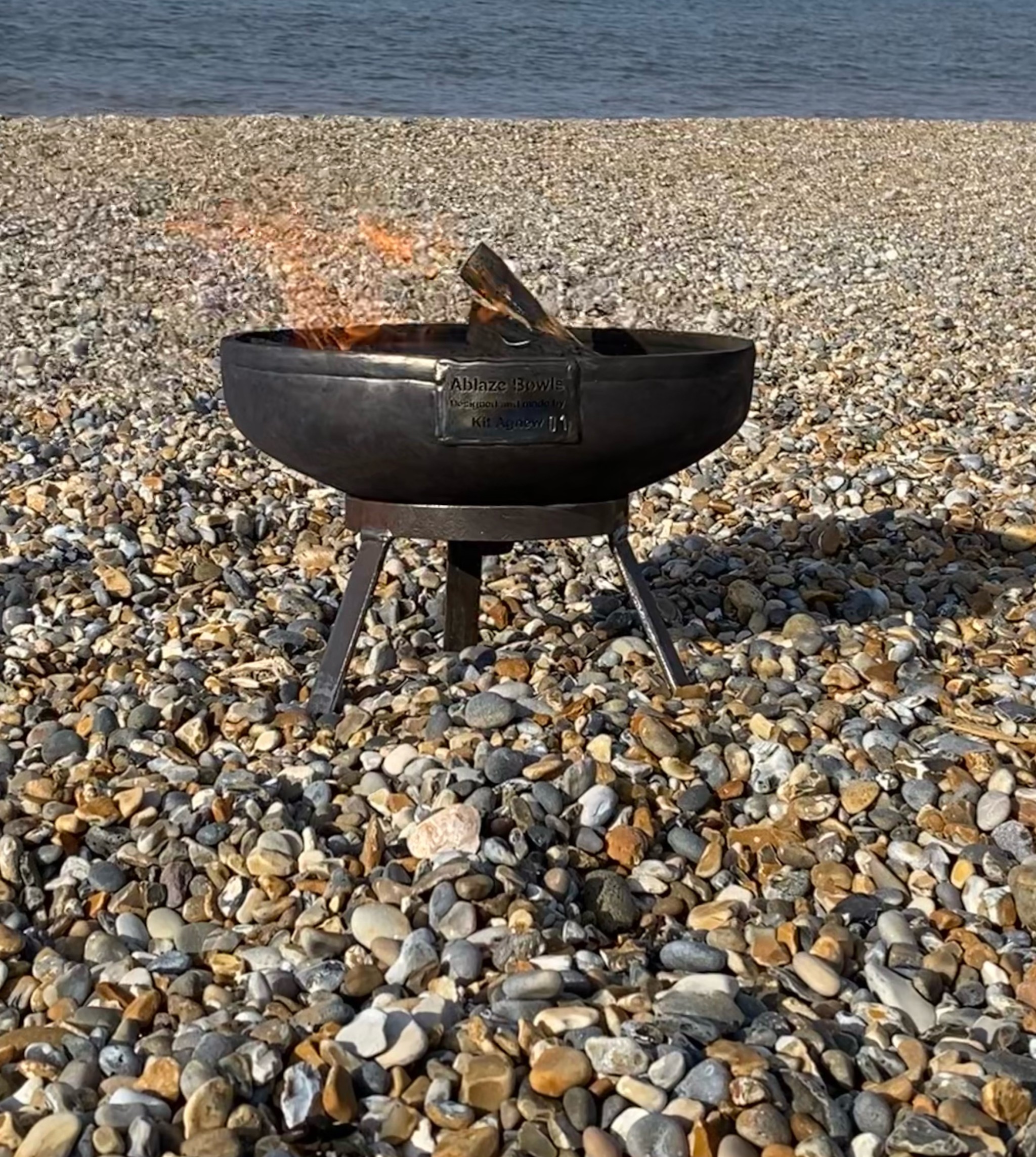 Small fire Bowl beach bbq.jpg